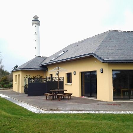 Plouarzel Le Phare De Trezien - Proche Plage מראה חיצוני תמונה